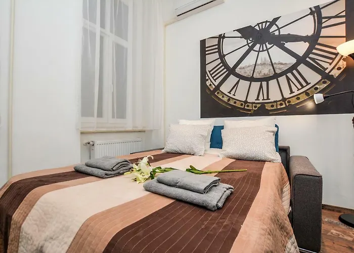 Timeless With Free Private Parking * Budapest