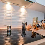 Timeless With Free Private Parking Apartment Budapest