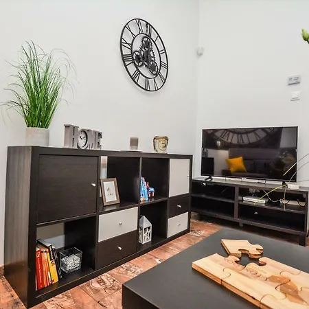Apartment Timeless With Free Private Parking *