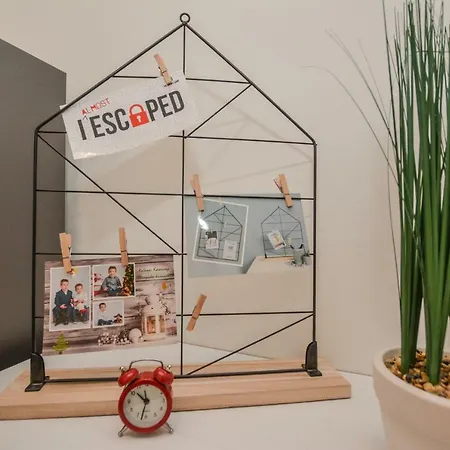 Timeless With Free Private Parking *