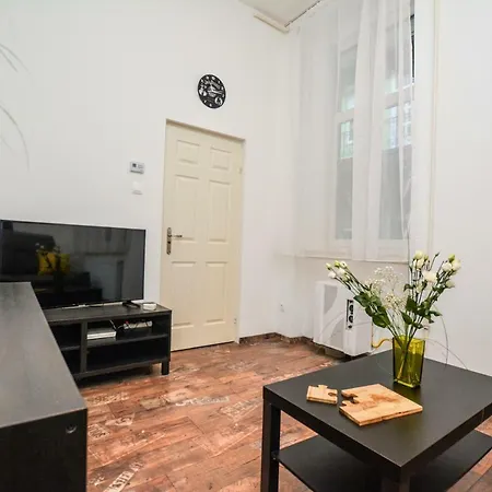 Timeless With Free Private Parking * Budapesta