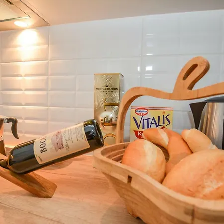 Apartament Timeless With Free Private Parking *